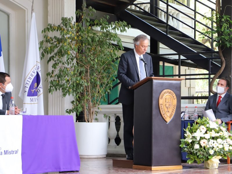 Ex Rector Hipólito Zañartu.