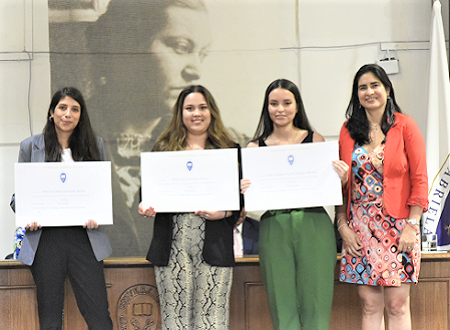 Galerías fotográficas: Ceremonias de Titulación UGM Año Académico 2022