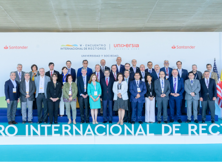 Rector Sergio Mena participó en el V Encuentro Internacional de Rectores Universia