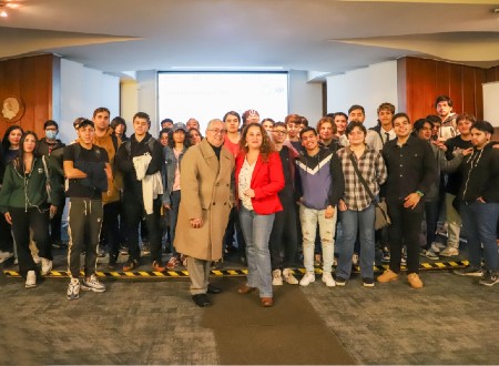 Estudiantes de la Escuela de Ingeniería y Tecnología UGM participaron de la competencia Hackaton Latam Oracle Apex