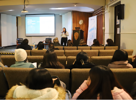 Escuela de Negocios UGM realizó conversatorio “Sostenibilidad hoy: Natura, caso real”