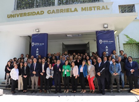 Universidad Gabriela Mistral realizó Claustro Académico 2023 con foco en acompañamiento integral del estudiantado