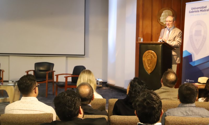 Escuela de Humanidades UGM reunió a estudiantes en su II Encuentro con exposición especial del Dr. Joaquín García Huidobro