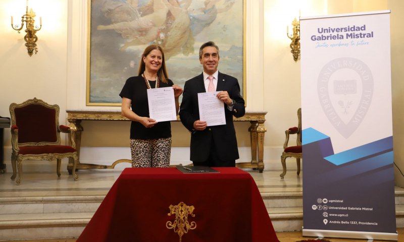 Teatro Municipal de Santiago y Universidad Gabriela Mistral firmaron convenio de colaboración