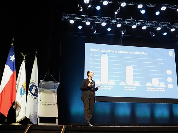 Con más de 2 mil participantes: UGM y CDS de Municipalidad de Providencia realizaron seminario sobre convivencia escolar