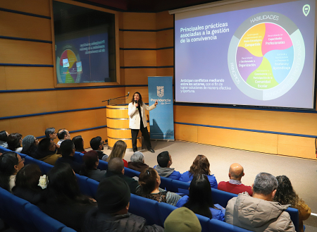 UGM y Municipalidad de Providencia realizaron seminario sobre el rol garante de derechos en educación