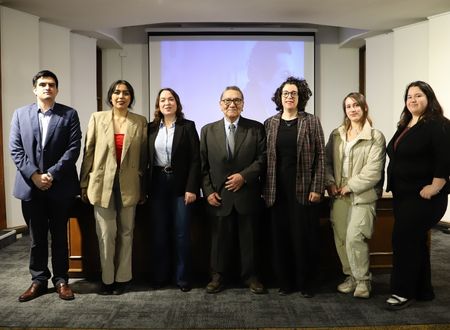 “Ideas educativas de Andrés Bello”: presentan libro sobre obra del autor del Código Civil chileno en Escuela de Derecho UGM